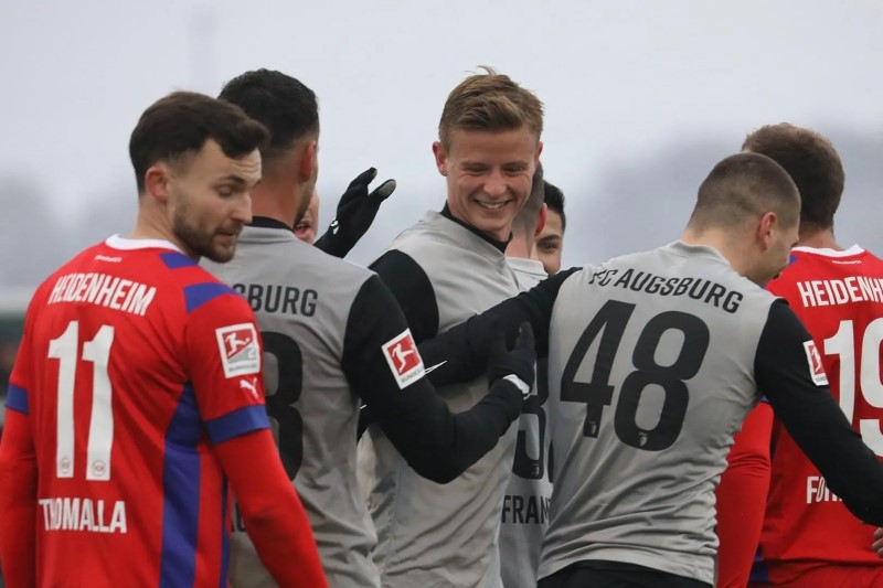 Chi tiết soi kèo Augsburg vs Heidenheim
